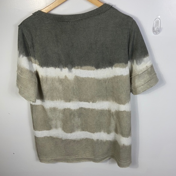 V neck tie dye POL top - Picture 2 of 4